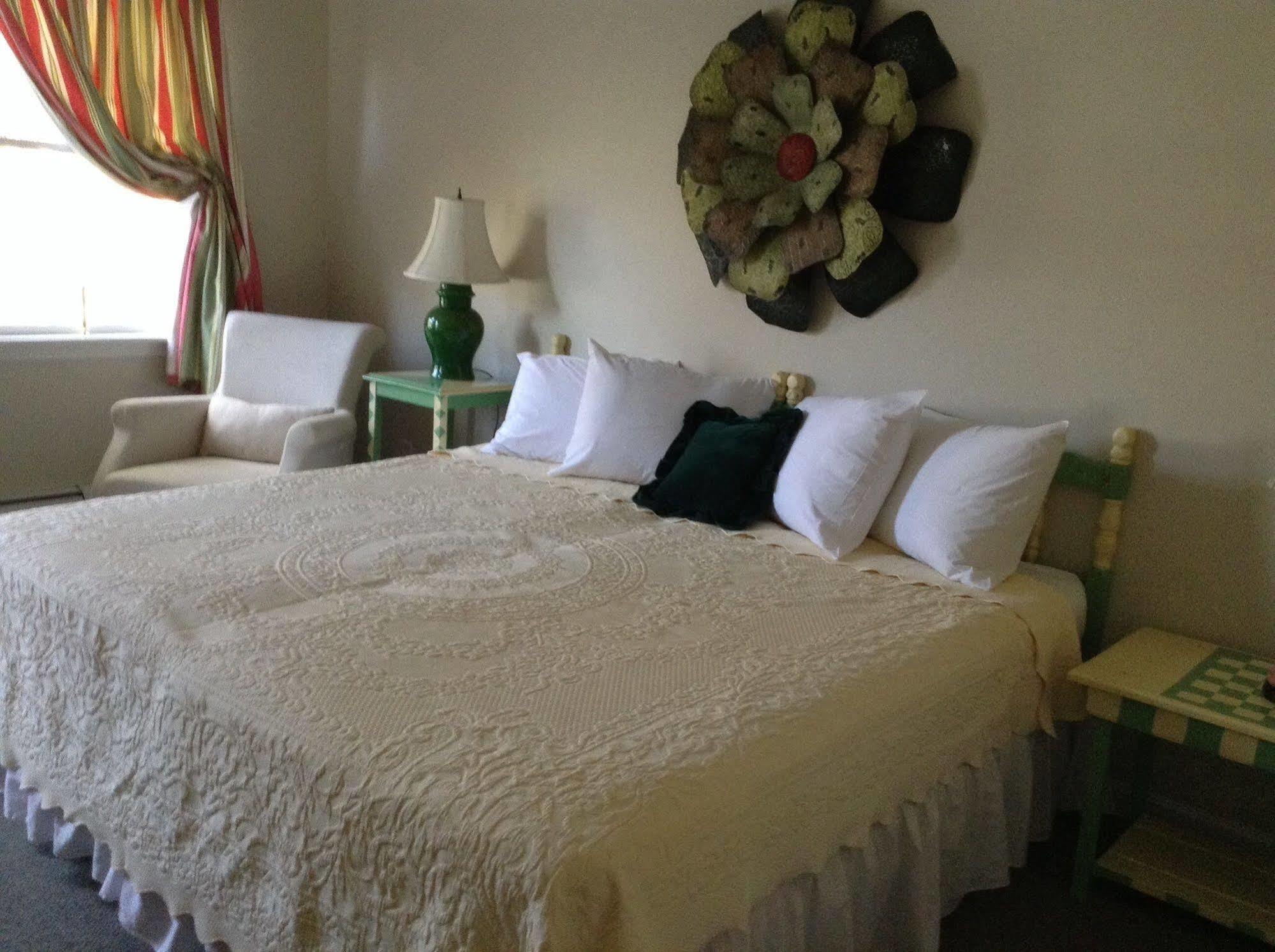 Green River Inn Sandgate Εξωτερικό φωτογραφία